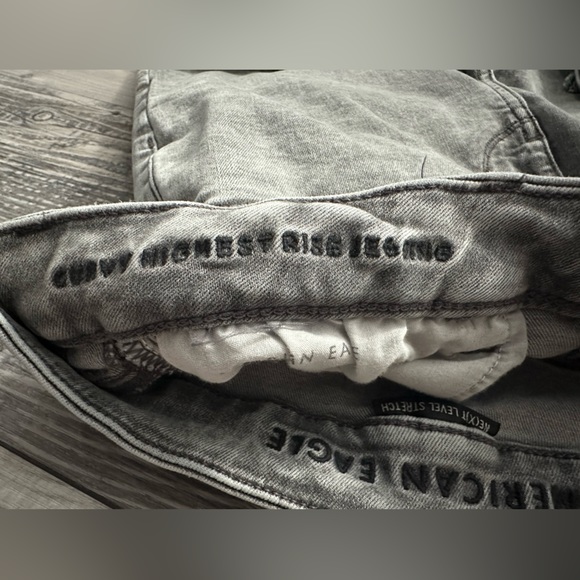 American Eagles Women Size 12 Regular Gray Curvy Highest Rise Jegging Distressed - Picture 3 of 12